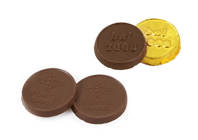 Mini medale czekoladowe z logo firmy, zapakowane w folię