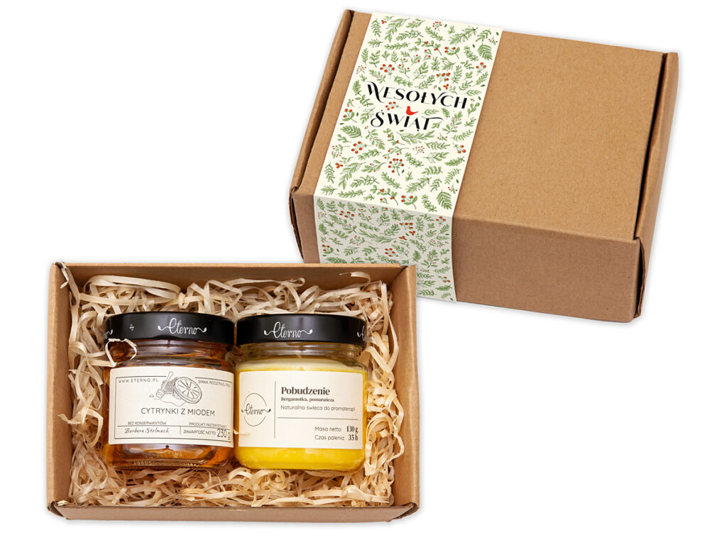 Zestaw prezentowy na wyjątkowe okazje z firmowym nadrukiem na kartonowej obwolucie