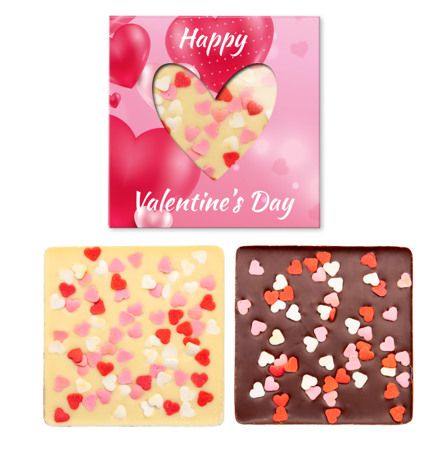Czekolada z logo firmy i cukrowymi sercami w eleganckim pudełku z okienkiem